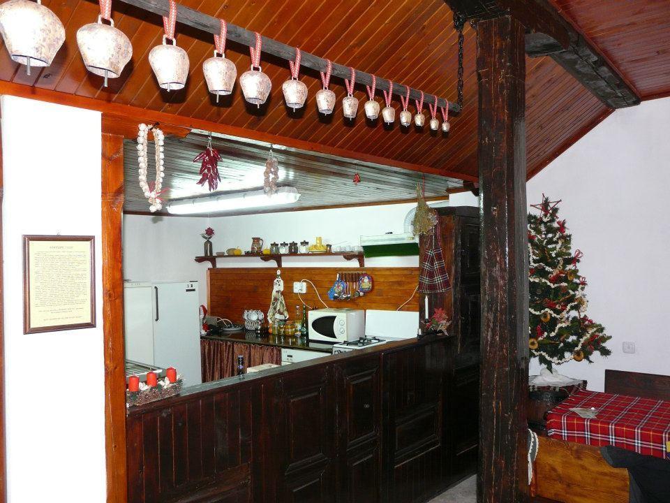 Staroto Shkolo House - Rooms For Guests Subotkovtsi المظهر الخارجي الصورة